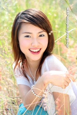 �ʭ��ۤ��G Ling Ling