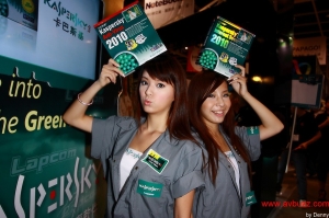 �ʭ��ۤ��G Ling Man &amp; Eunis Li