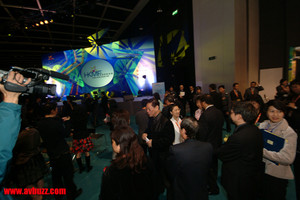 �ʭ��ۤ��G �}��