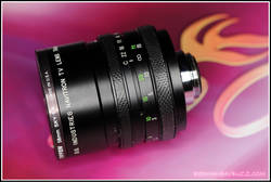 �ʭ��ۤ��G NAVITRON TV LENS