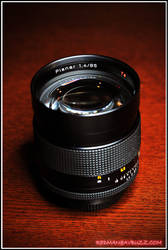 �ʭ��ۤ��G Contax 85 1.4