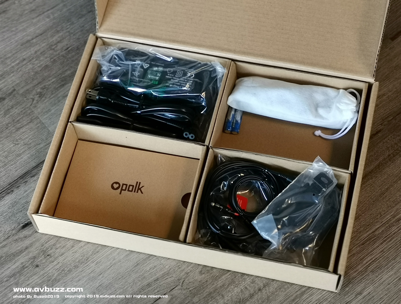 polk-audio- magniFi-maxsound-bar00021