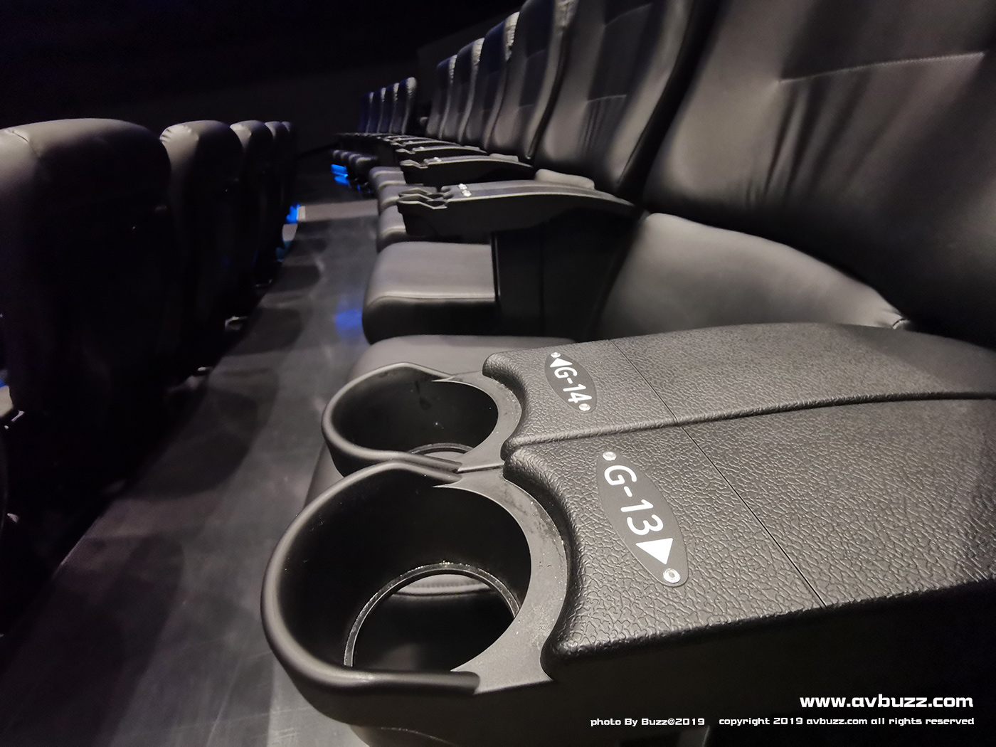 Marunouchi Piccadilly 023