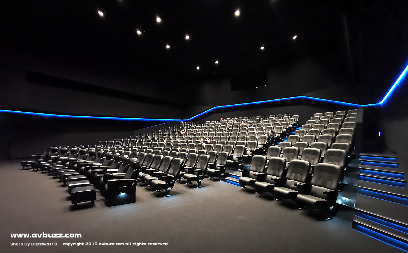 Marunouchi Piccadilly 026