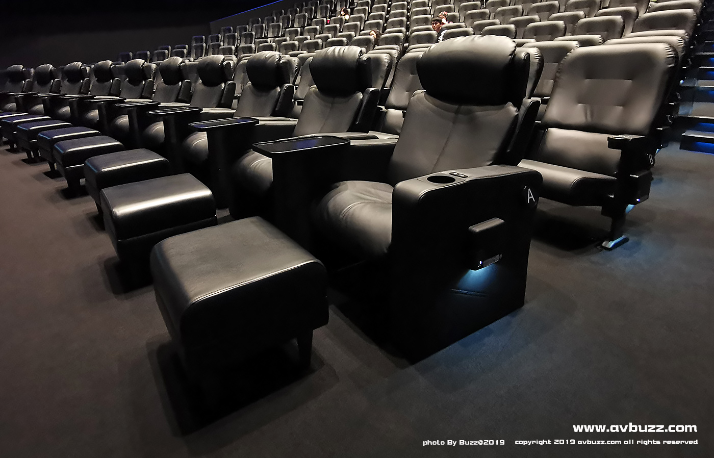 Marunouchi Piccadilly 027