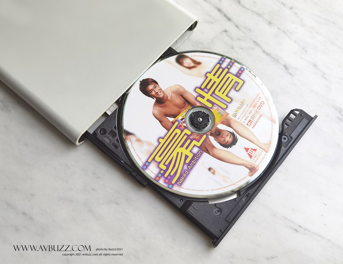 Naked-Ambition-A000402400