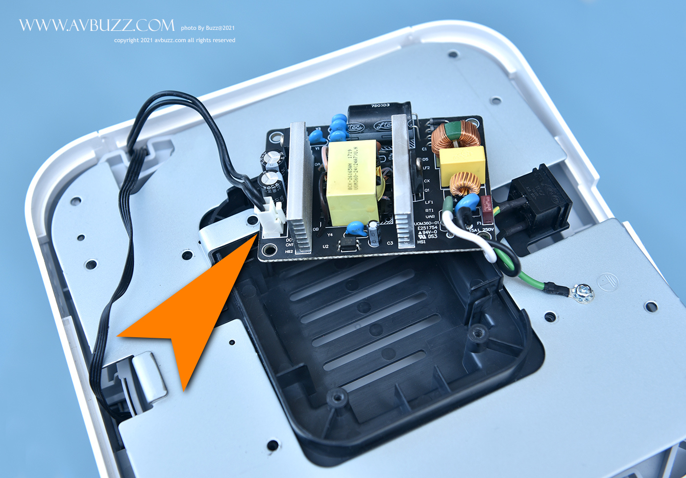 avbuzz-A710004401GG