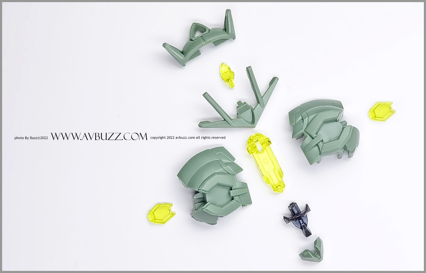 Gundam-00-Command-Qan-avbuzz-00ee008