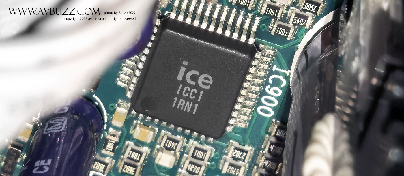 Miller-&-Kreisel-X10+-0011029