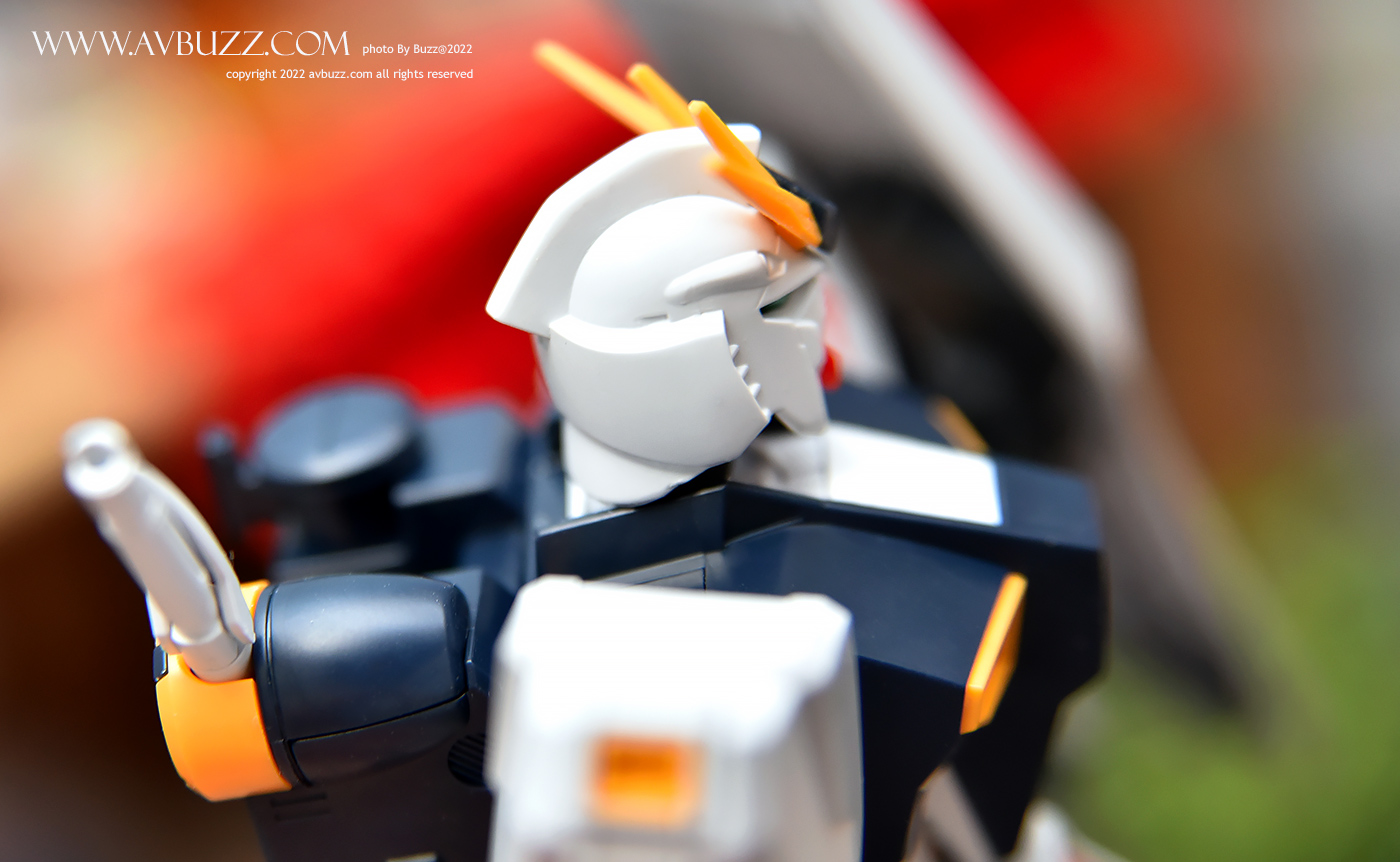 Entry-Grade-Nu-Gundam-A-030015