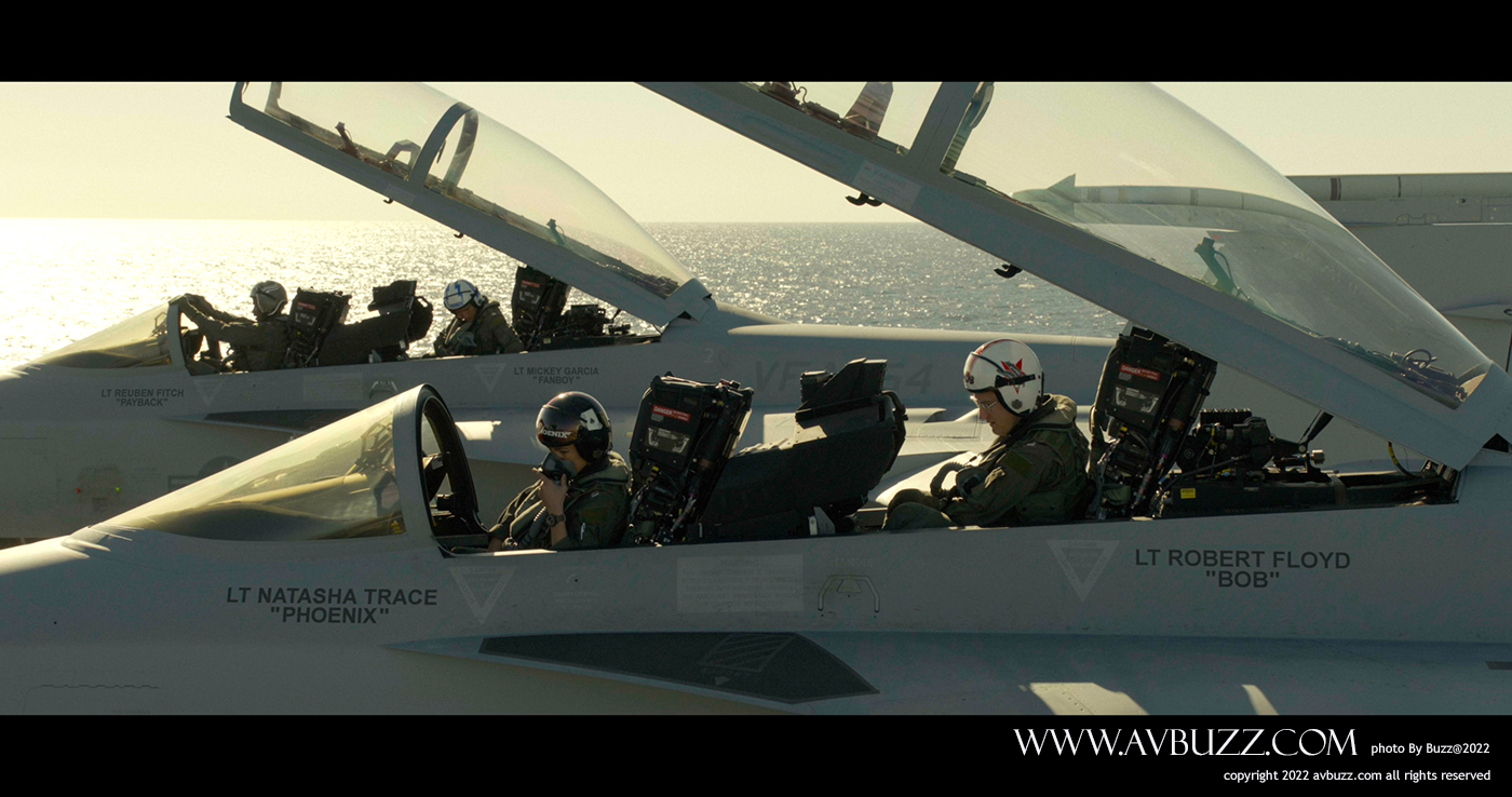 Top-Gun-Maverick-001012