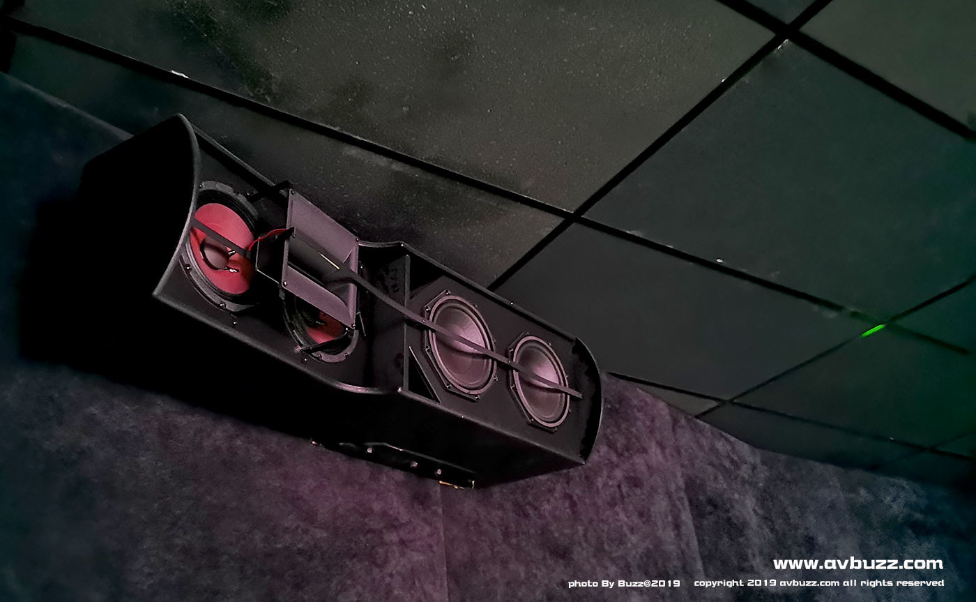 Marunouchi-Piccadilly 0318