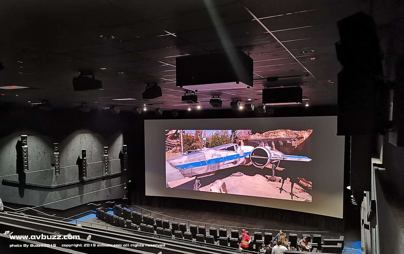 Marunouchi-Piccadilly 037