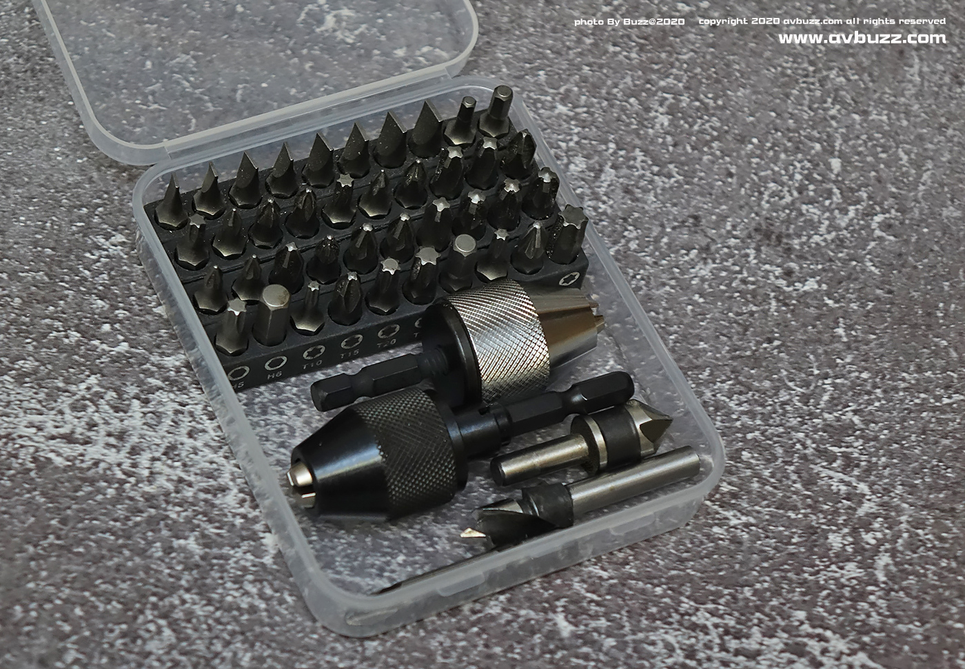 SUNFLAG avbuzz 00001