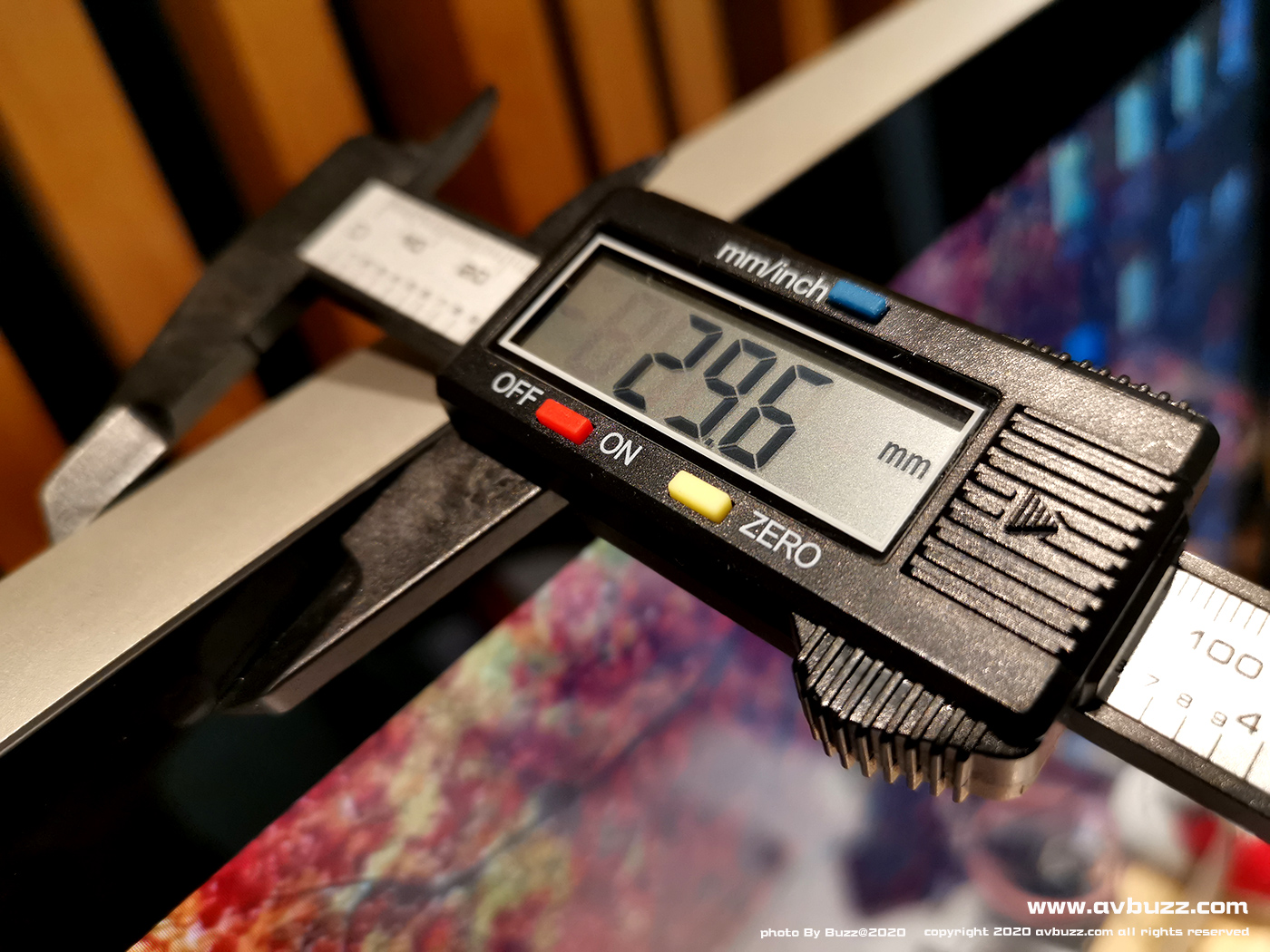 avbuzz.com-100007400