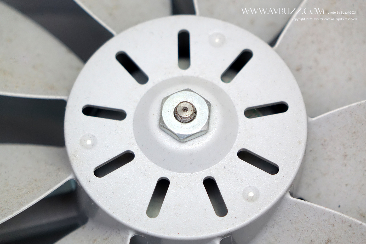 avbuzz-AB00067A