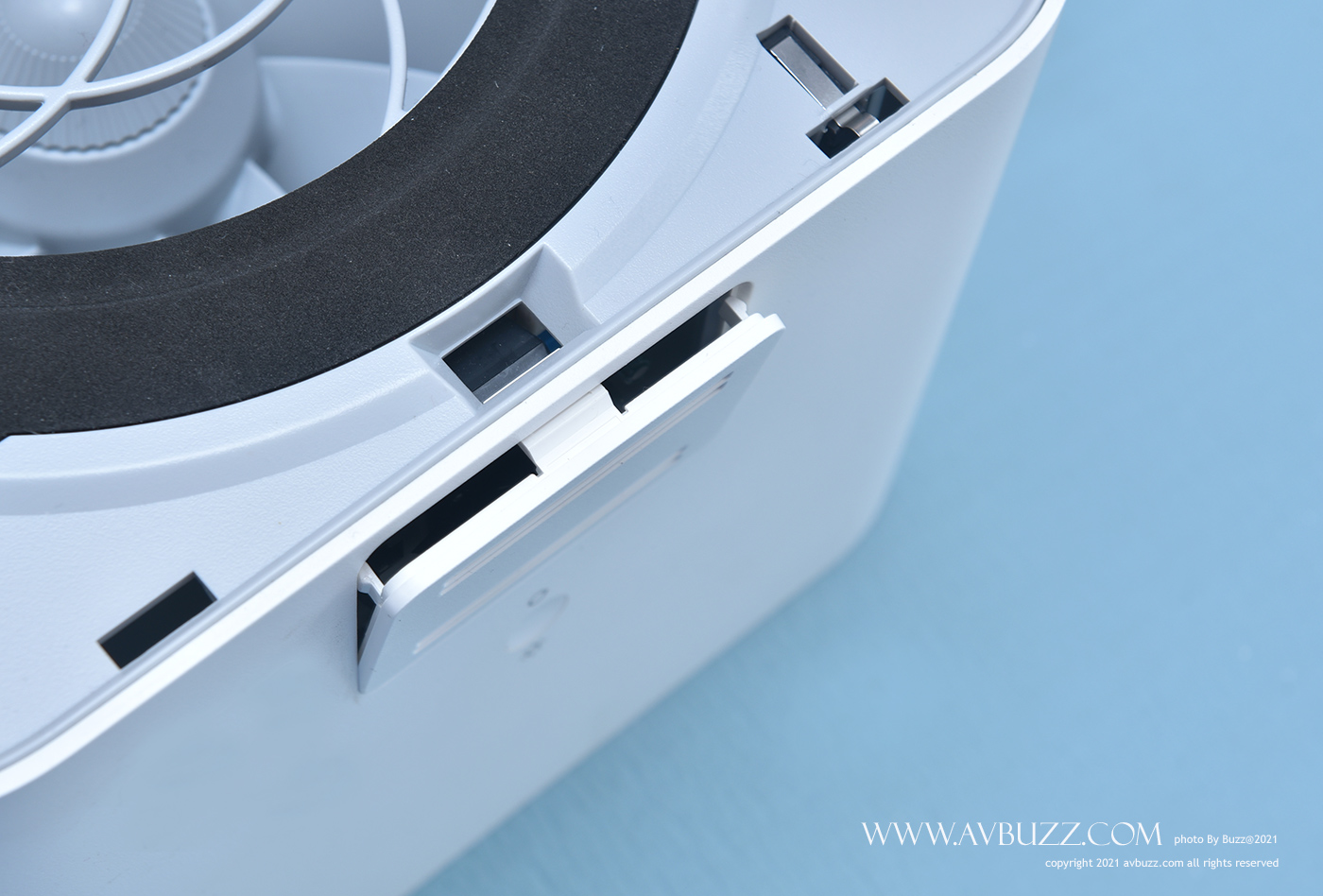 avbuzz-E100002