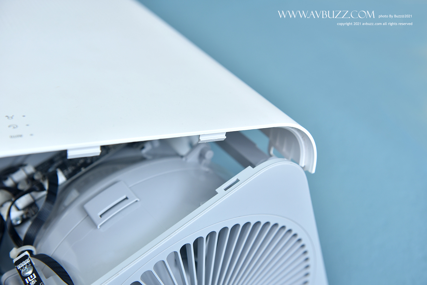 avbuzz-U300009