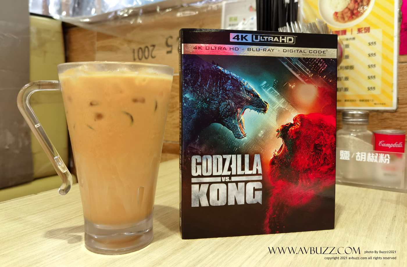 Godzilla vs Kong 4K UHD F00013
