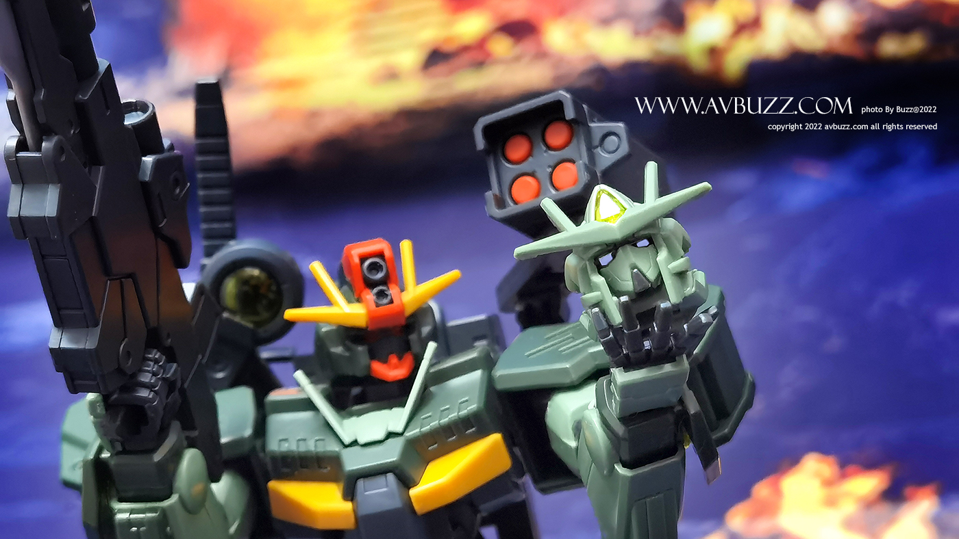 Gundam-00-Command-Qan-avbuzz-00001