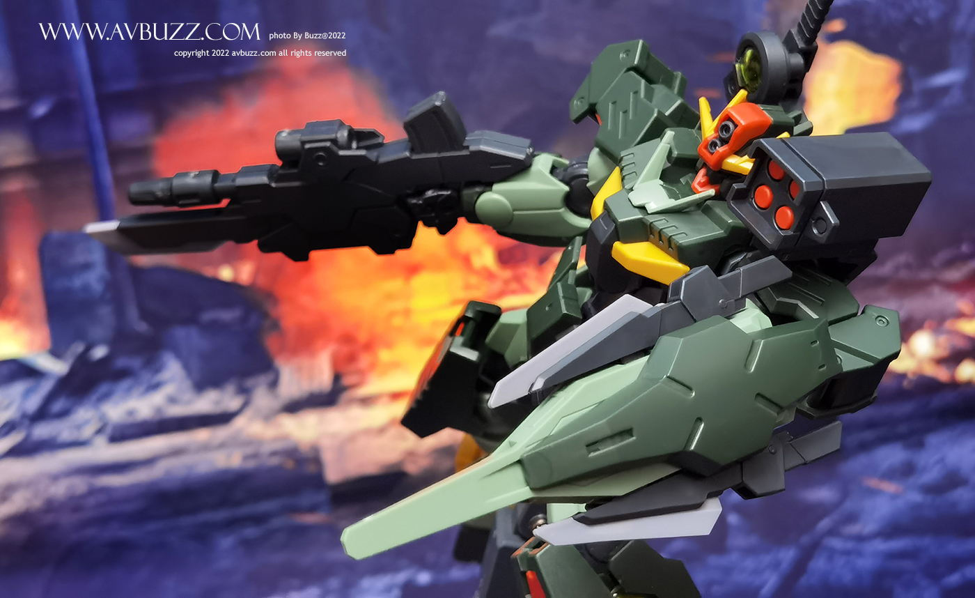 Gundam-00-Command-Qan-avbuzz-0033021