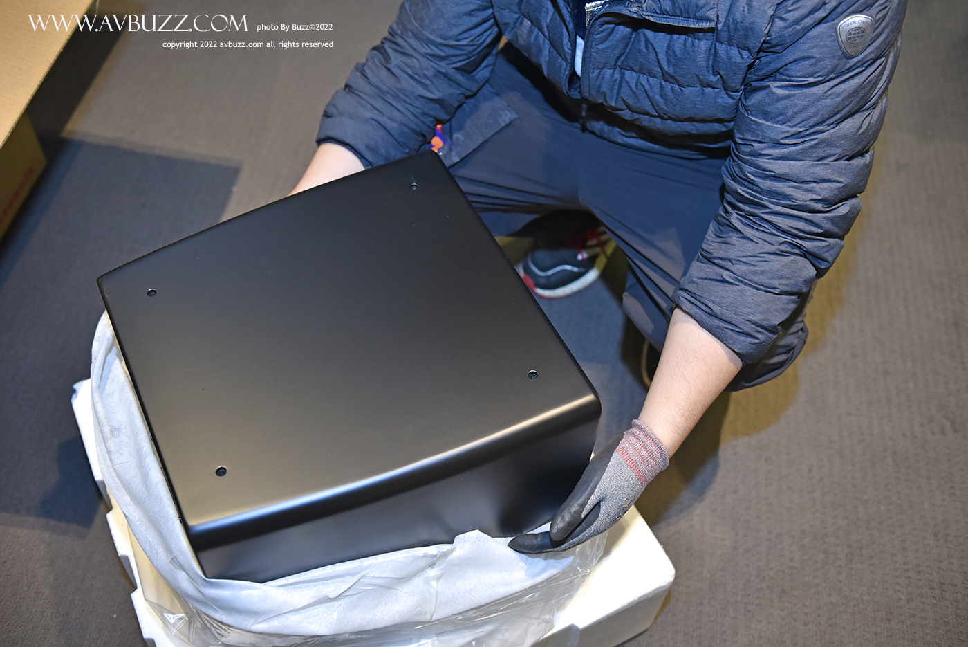 Miller & Kreisel V12+ 00012