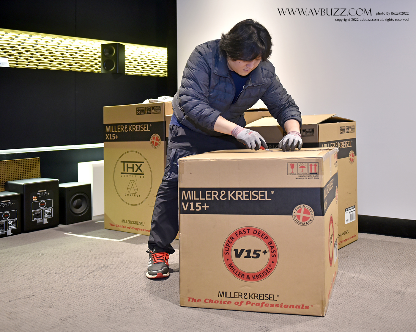 Miller & Kreisel V15+ 00012