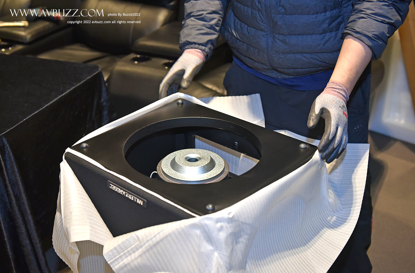 Miller & Kreisel X12+ 00007