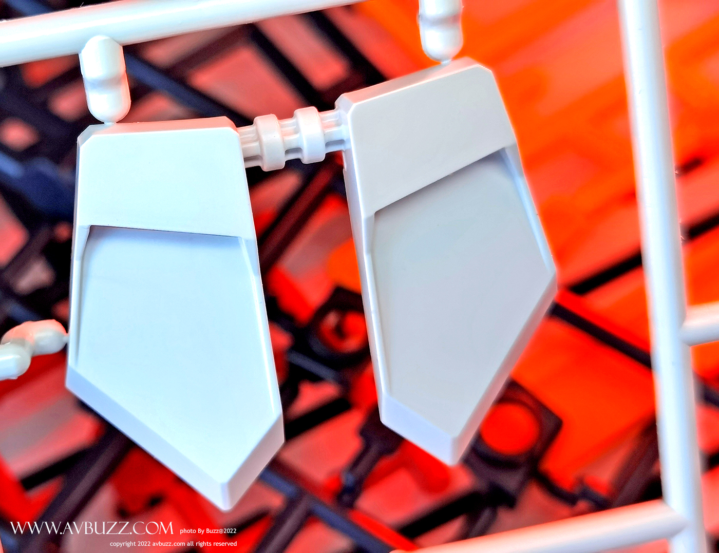 Entry-Grade-Nu-Gundam-A-010020