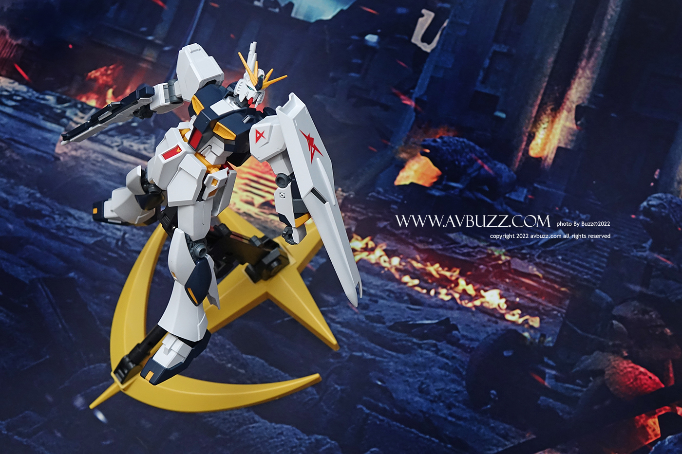 Entry-Grade-Nu-Gundam-B-00018