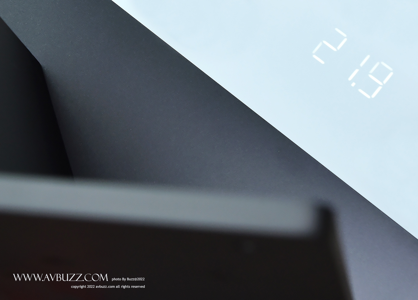 mitv6-75-avbuzz 00001