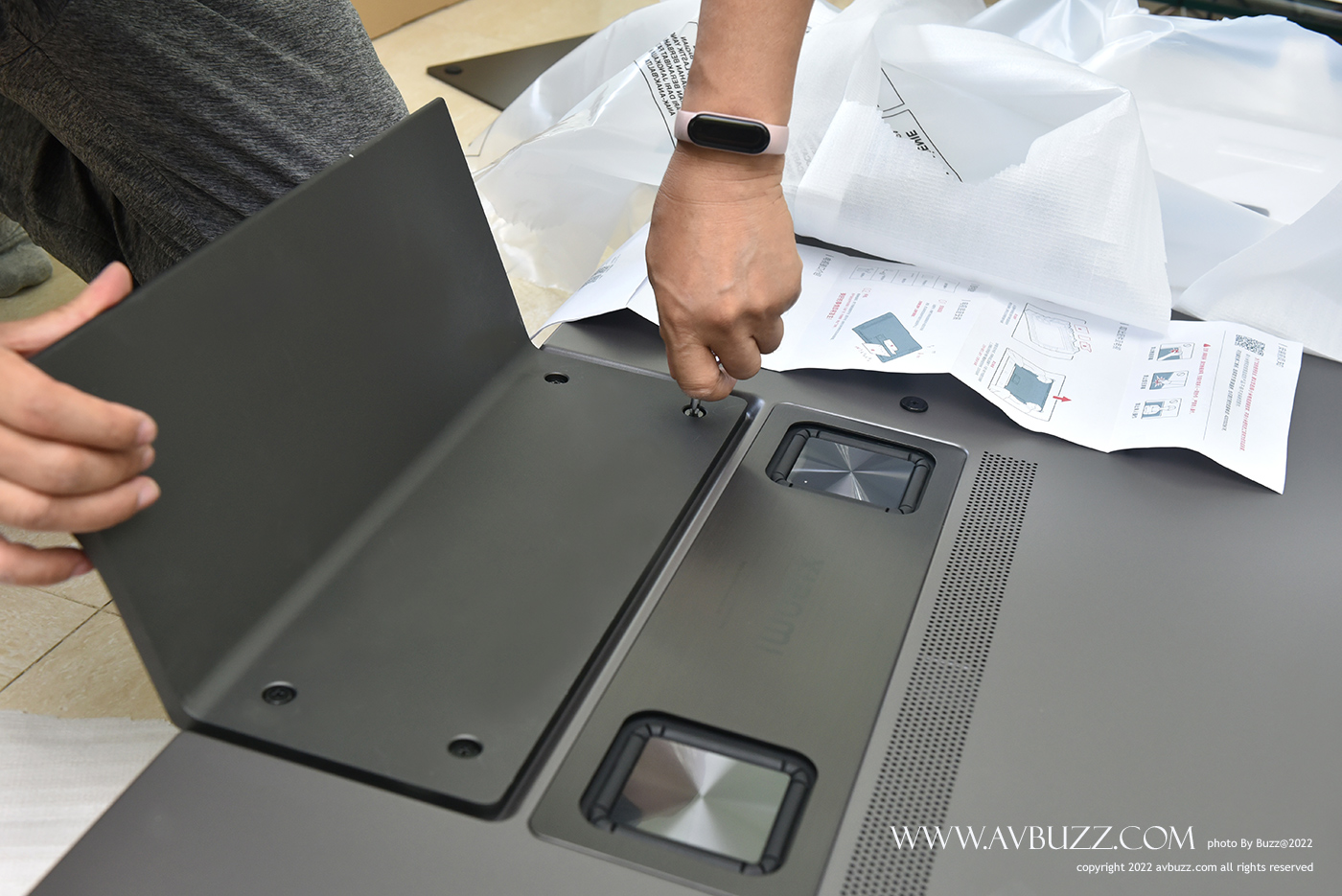 mitv6-75-avbuzz 00005