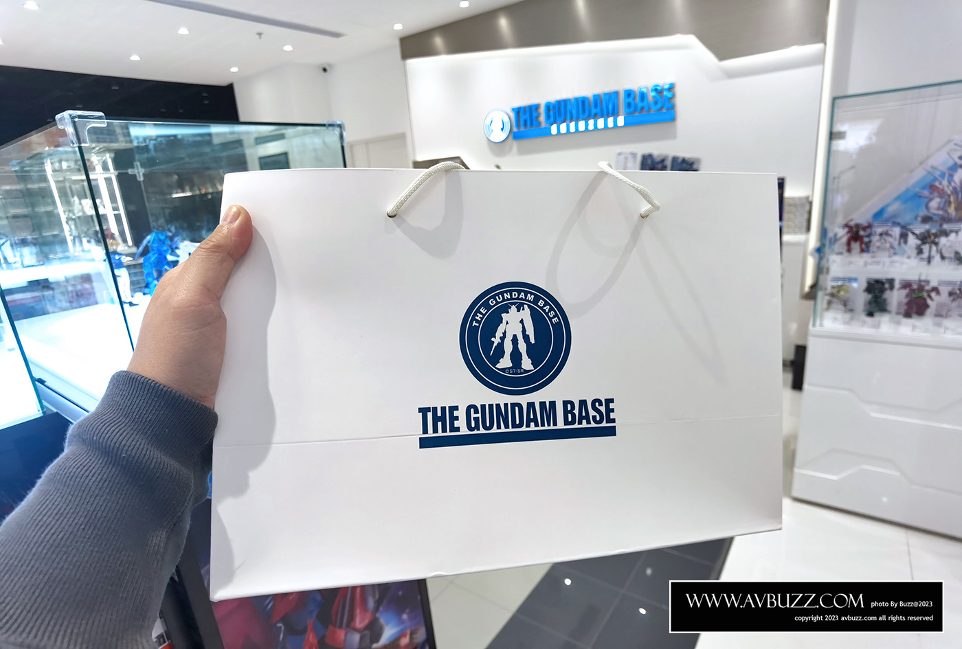 Gundam-Base-10003233221104