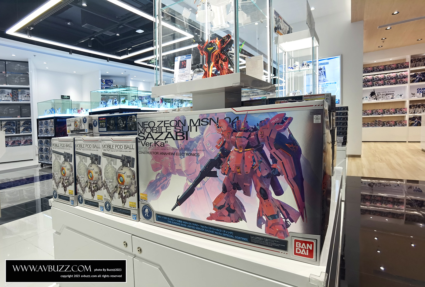 Gundam-Base-1006003