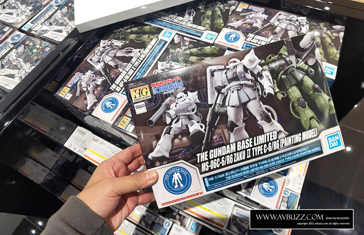 Gundam-Base-1020445002