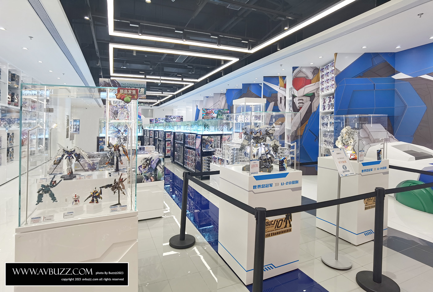 Gundam-Base-122211344