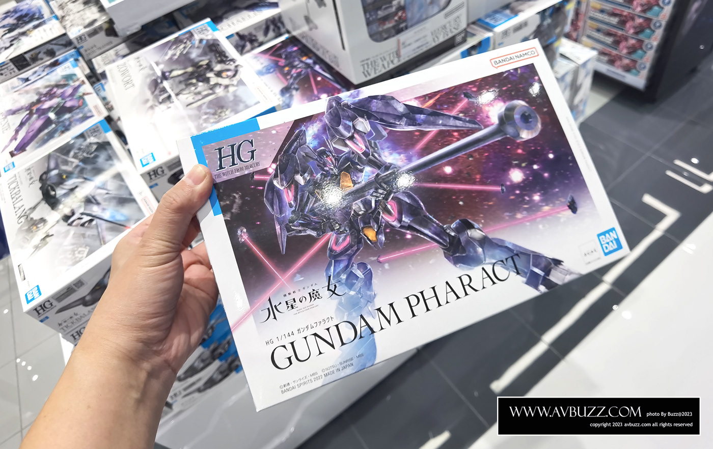 Gundam-Base-189002