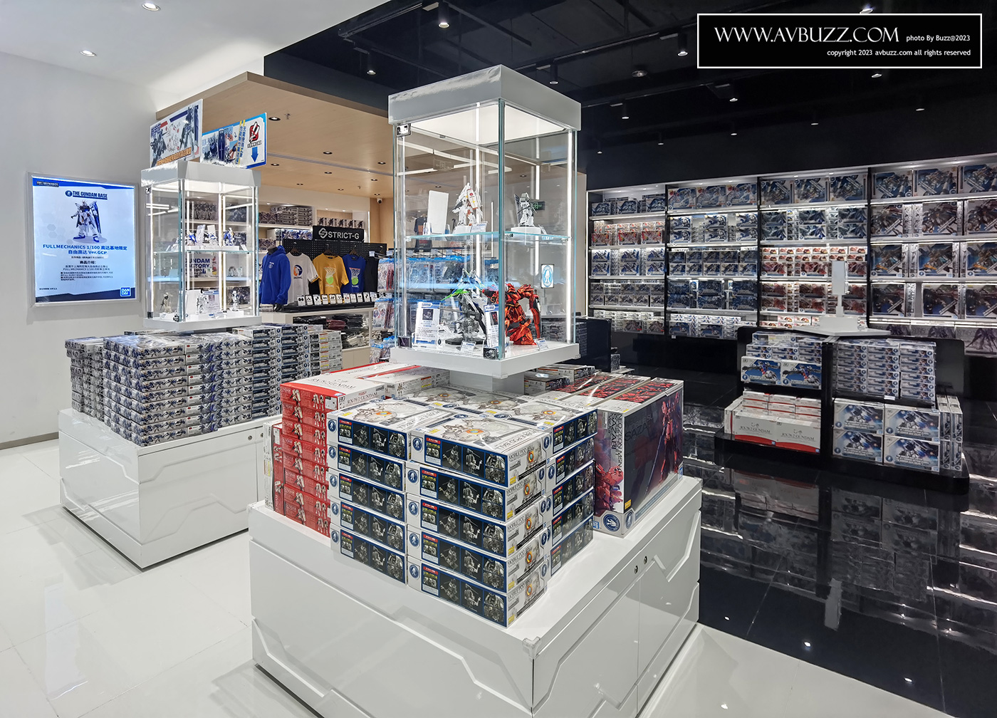Gundam-Base-189555002
