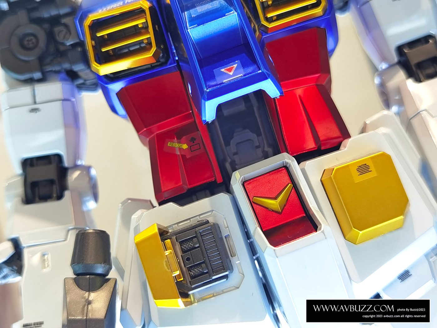 Gundam-Base-2451