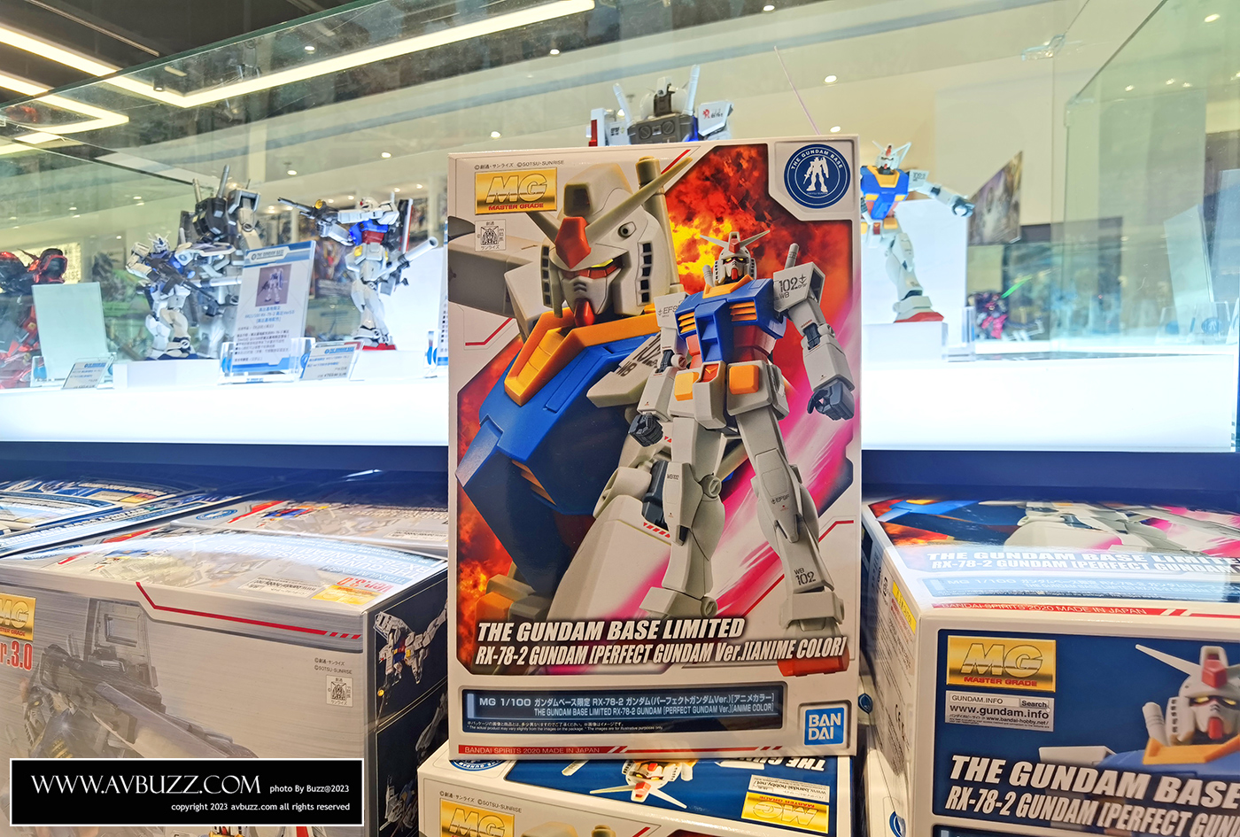 Gundam-Base-4002021