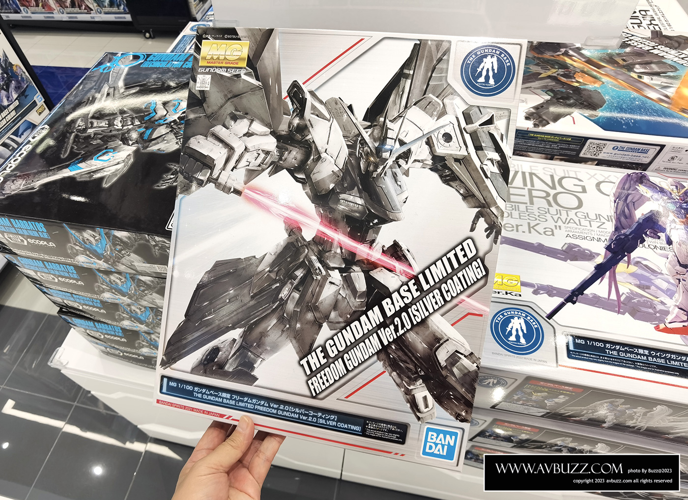 Gundam-Base-6658