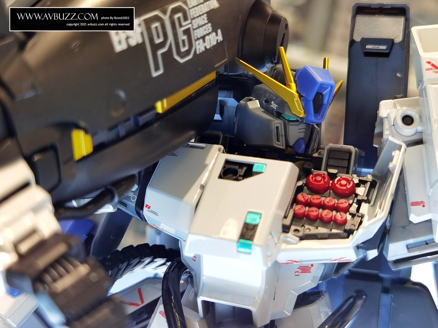 Gundam-Base-67578