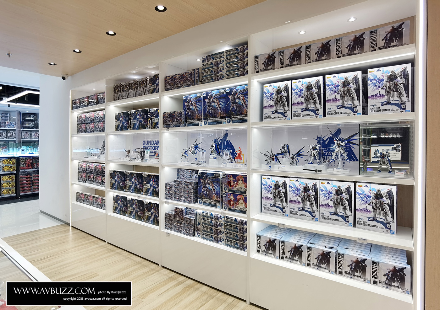 Gundam-Base-74500