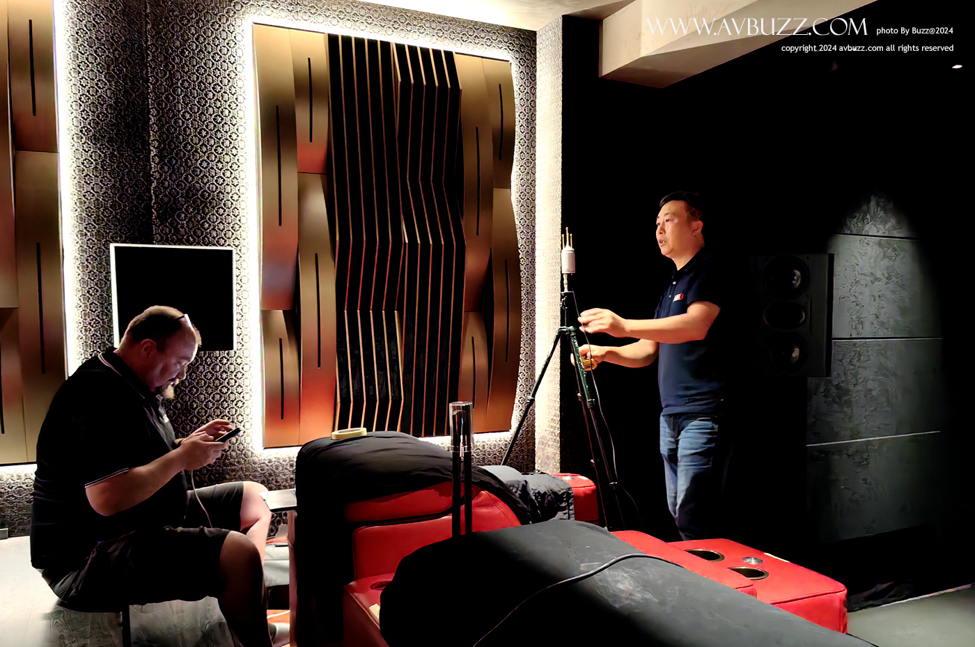 WaveForming-avbuzz-0099907