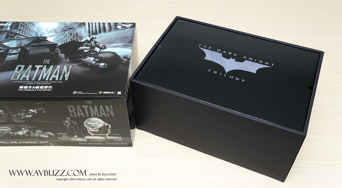 avbuzz-batmobile-00022