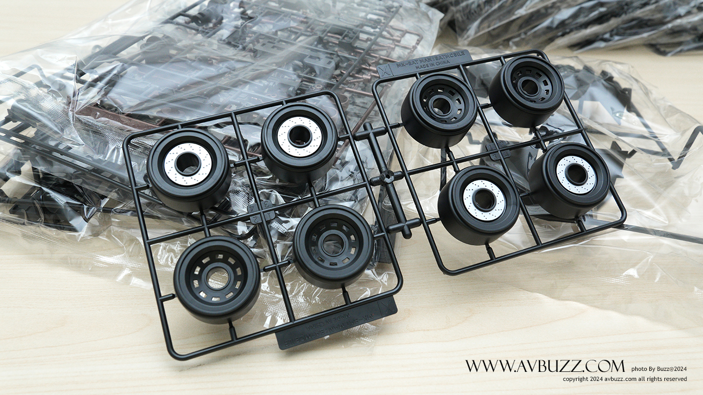 avbuzz-batmobile-00045