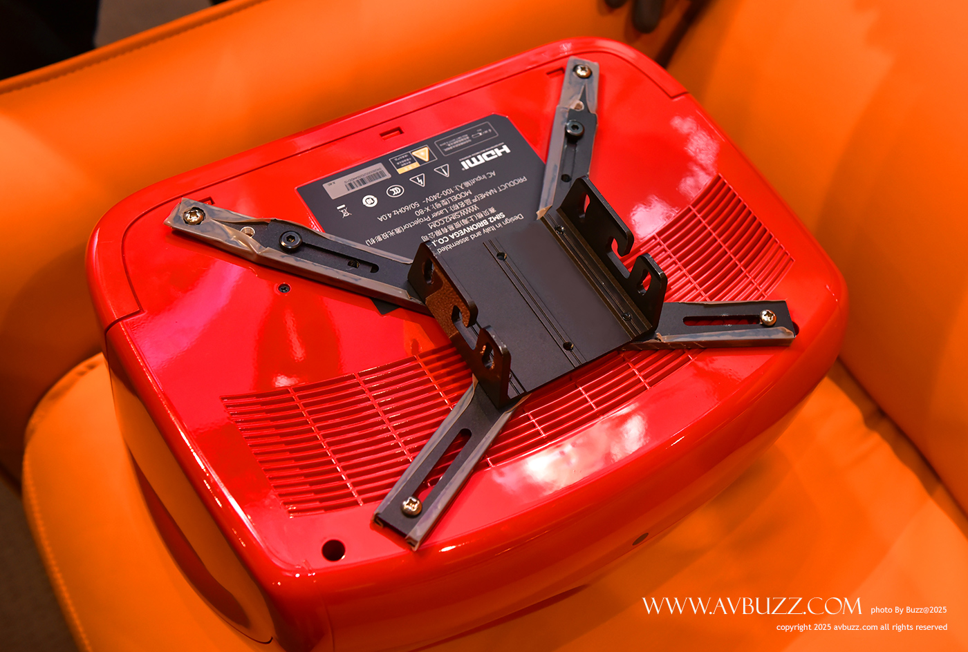 sim2-x80-avbuzz-00042